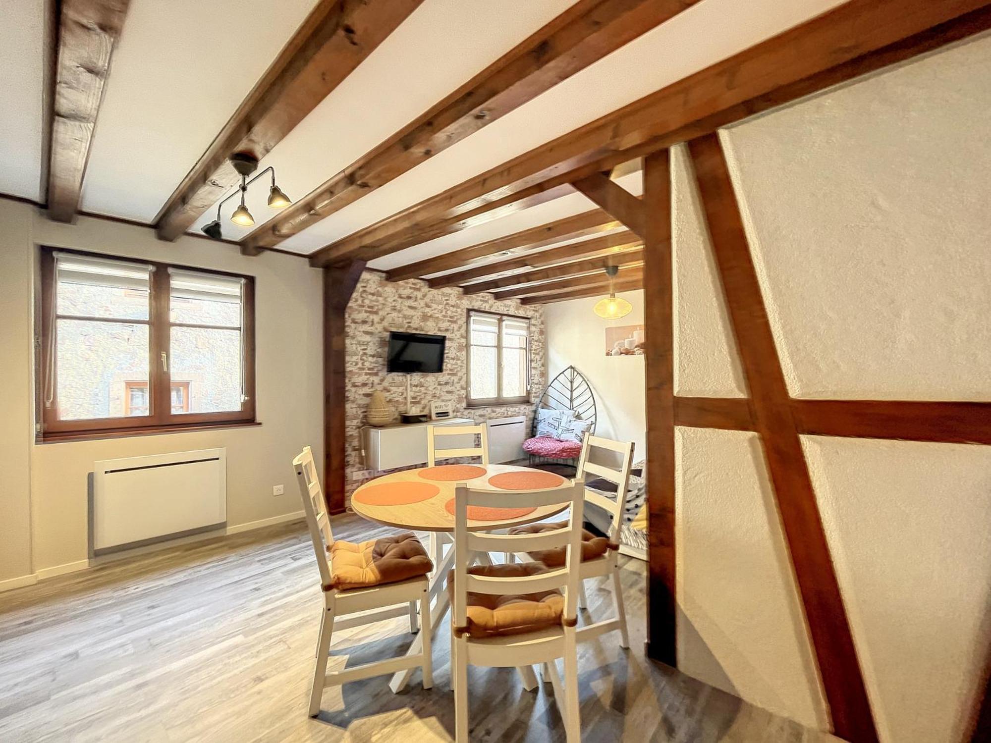 Aux Deux Tours Apartamento Riquewihr Exterior foto