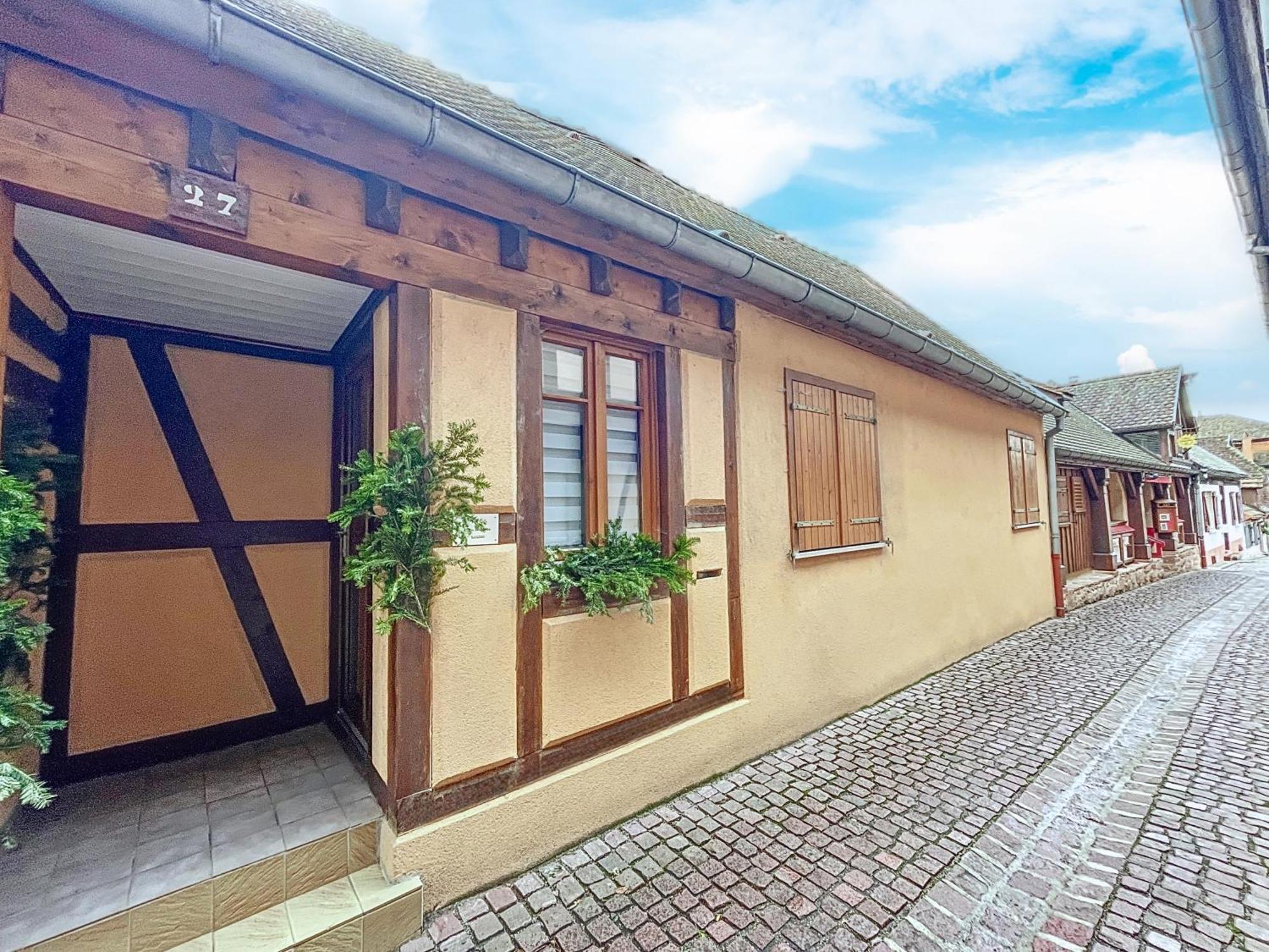 Aux Deux Tours Apartamento Riquewihr Exterior foto